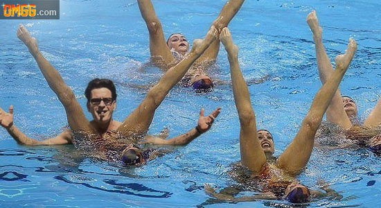 Charlie Sheen — Synchronized Swimmer?